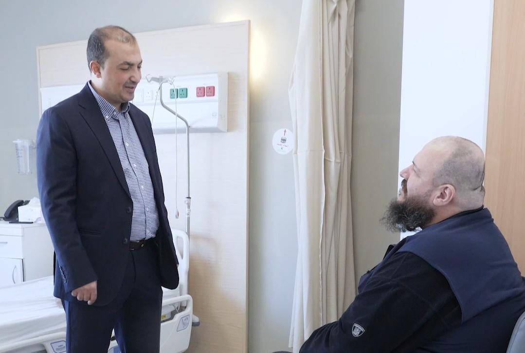 نجاح عملية تكميم نادرة لمريض بوزن 225 كغ يعاني من انزلاق غضروفي